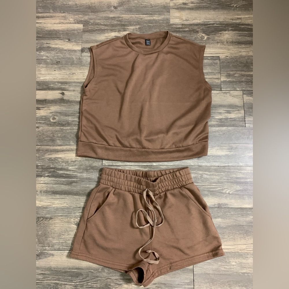 SHEIN Brown Sleeveless Top & Shorts Lounge Set – NWOT, Size M - Picture 2 of 10